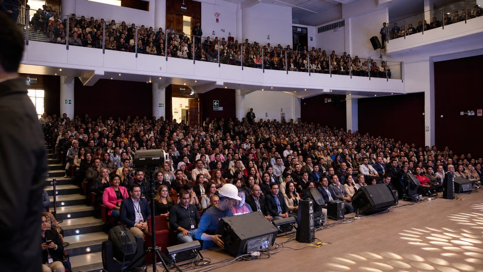 Asistentes y speakers en ediciones anteriores de Piensa como Empresario